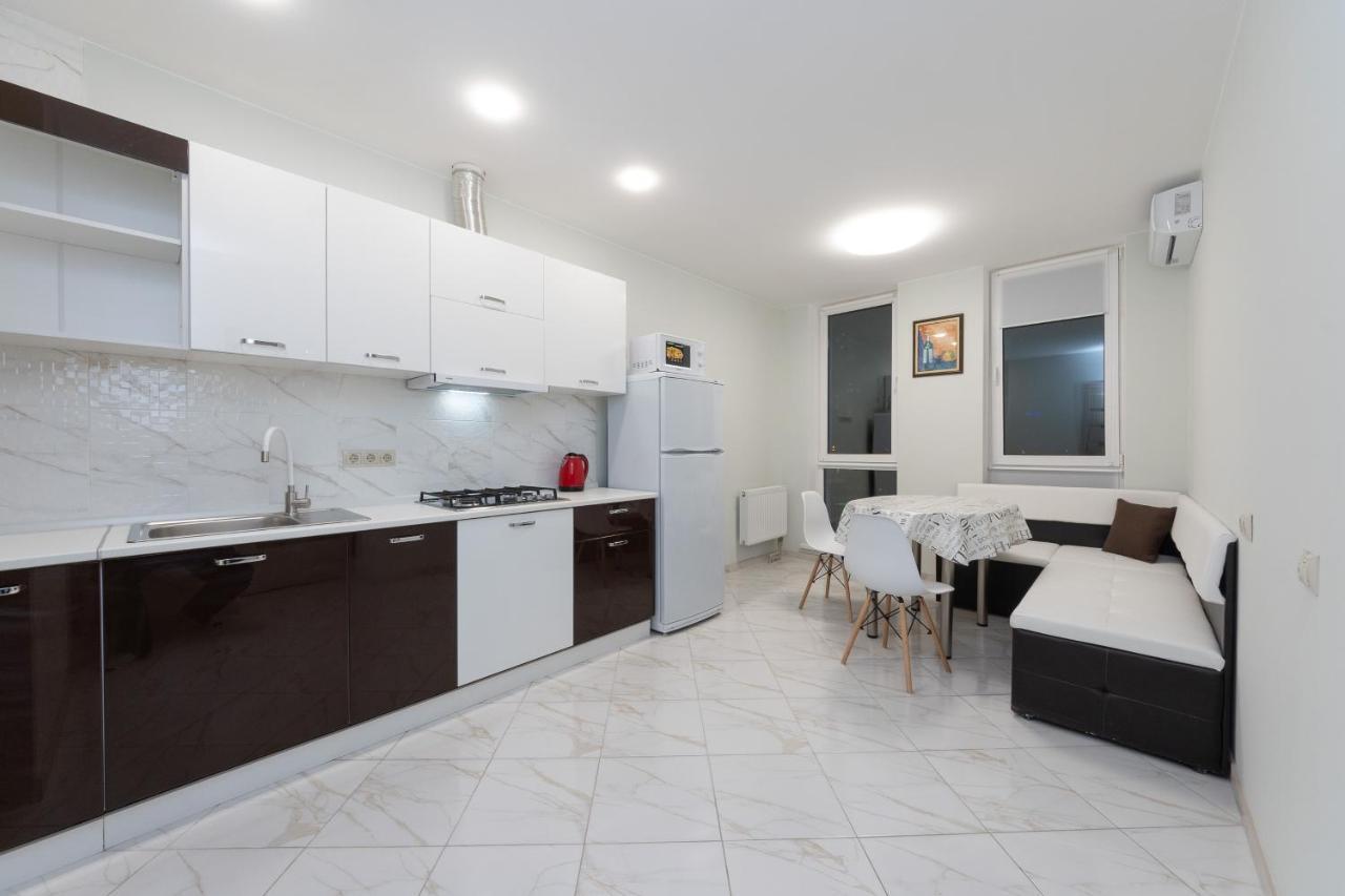 Apartments Riviera,20 минут от центра Киев Экстерьер фото